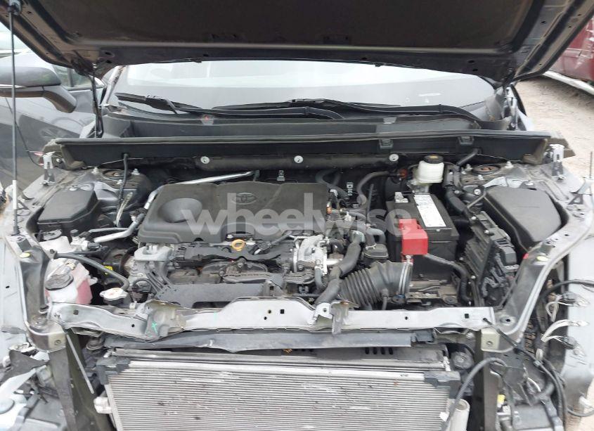 Photo 10 of 2020 Toyota Rav4 LE (VIN 2T3K1RFV1LC085770)
