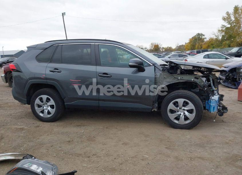 Photo 14 of 2020 Toyota Rav4 LE (VIN 2T3K1RFV1LC085770)
