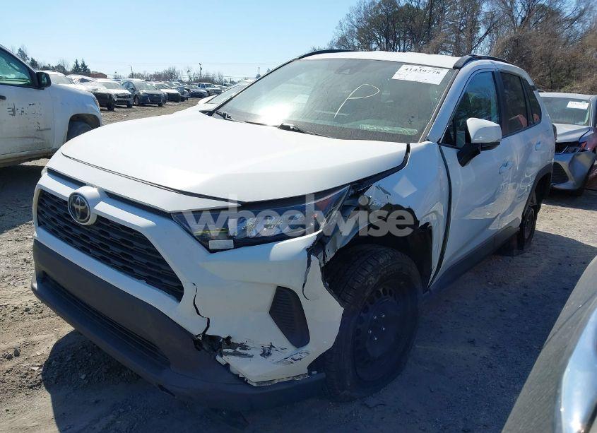 Photo 2 of 2020 Toyota Rav4 LE (VIN 2T3K1RFV2LW091186)