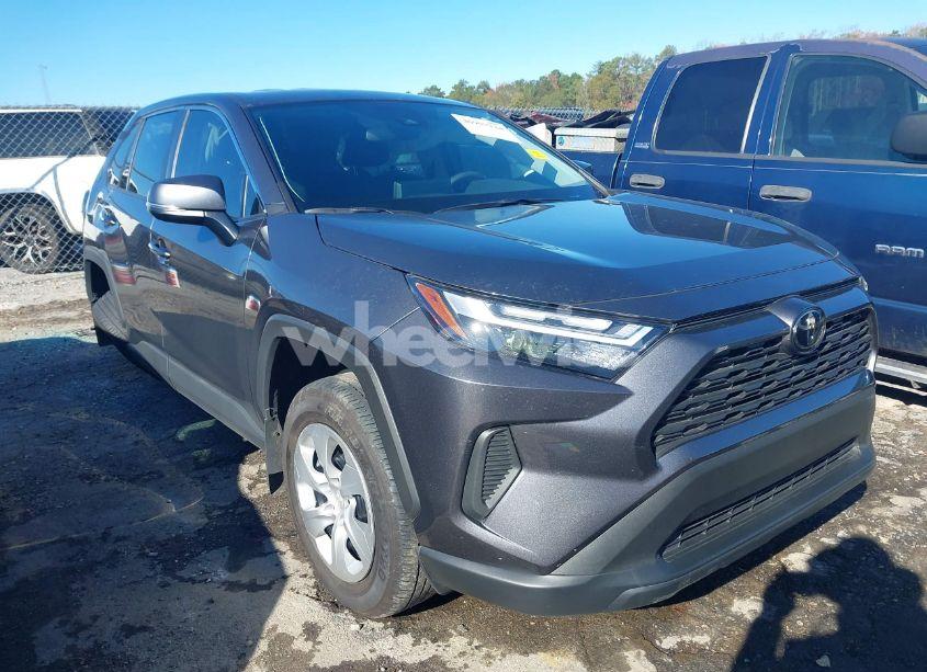 2024 Toyota Rav4 LE (VIN 2T3K1RFV4RC262627) main photo