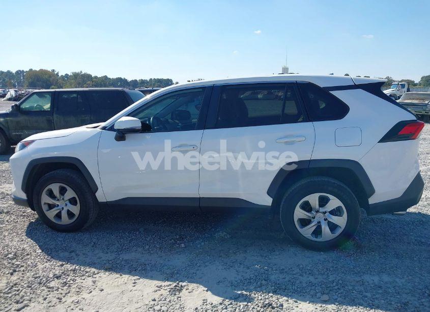 Photo 14 of 2020 Toyota Rav4 LE (VIN 2T3K1RFV5LC056353)