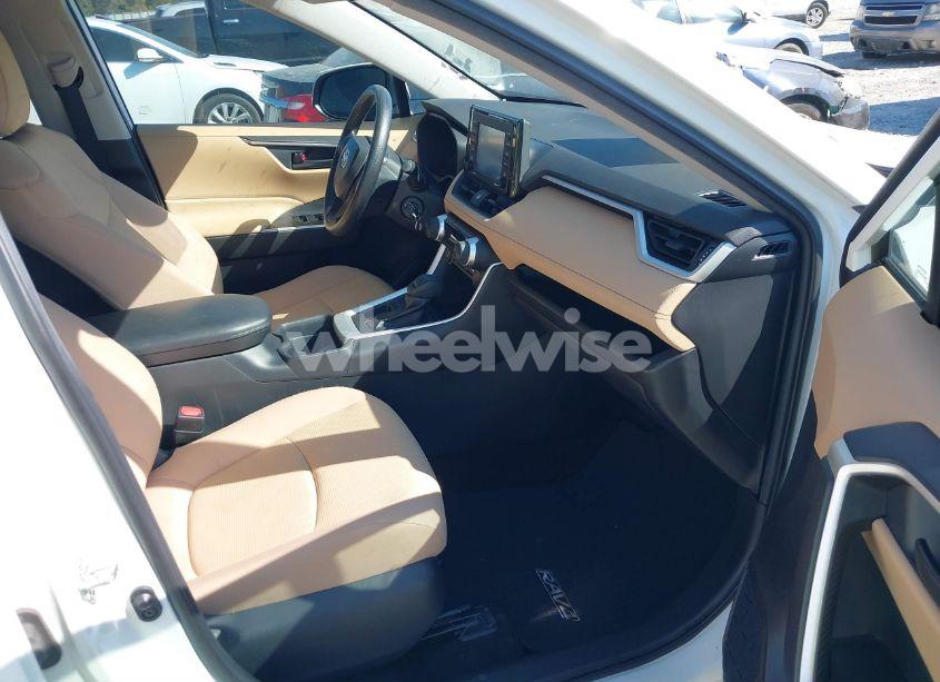 Photo 5 of 2020 Toyota Rav4 LE (VIN 2T3K1RFV5LC056353)