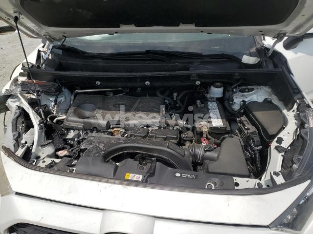 Photo 11 of 2020 TOYOTA RAV4 LE (VIN 2T3K1RFV5LC063786)