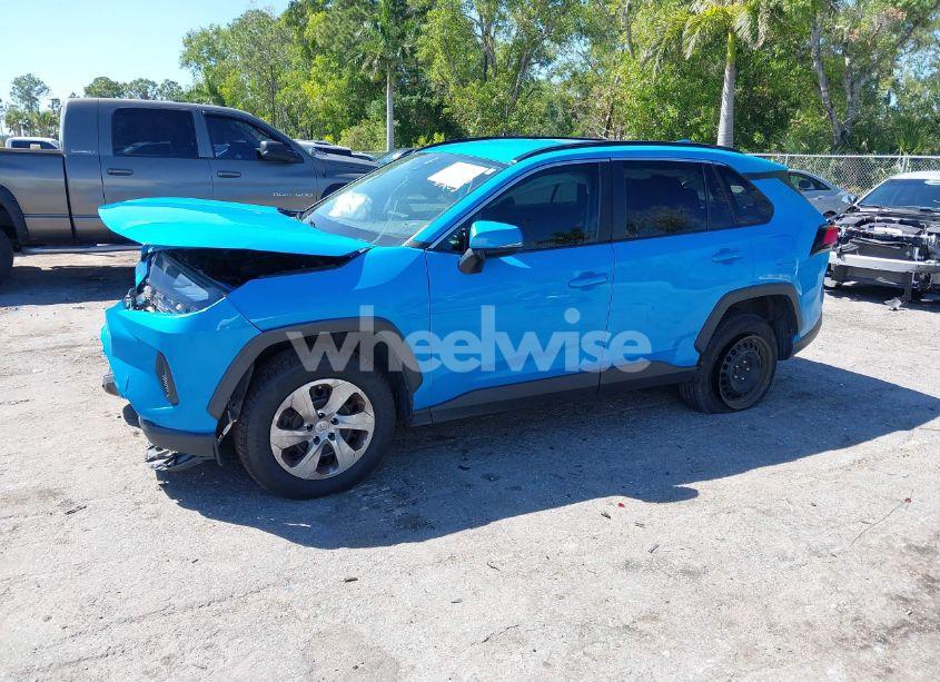 Photo 2 of 2019 Toyota Rav4 LE (VIN 2T3K1RFV6KW026338)