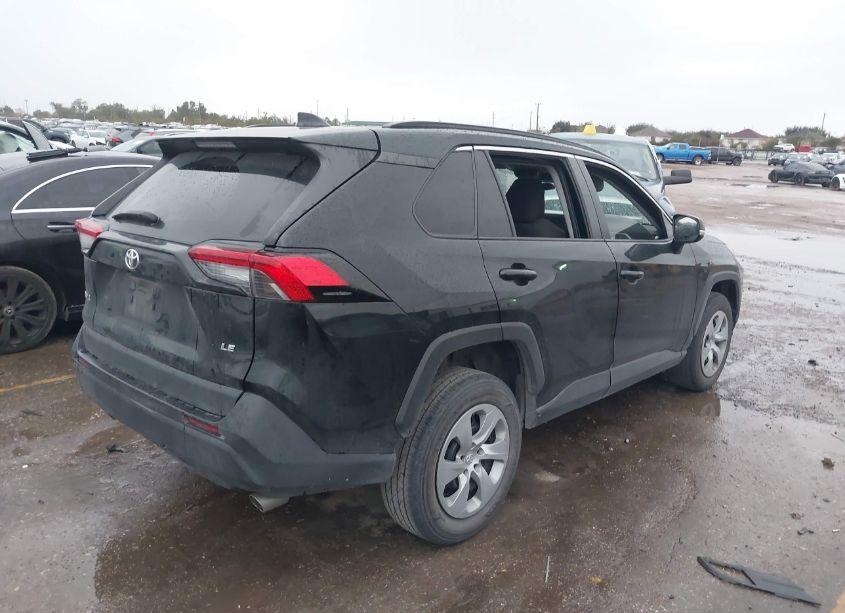Photo 4 of 2020 Toyota Rav4 LE (VIN 2T3K1RFV6LC042946)