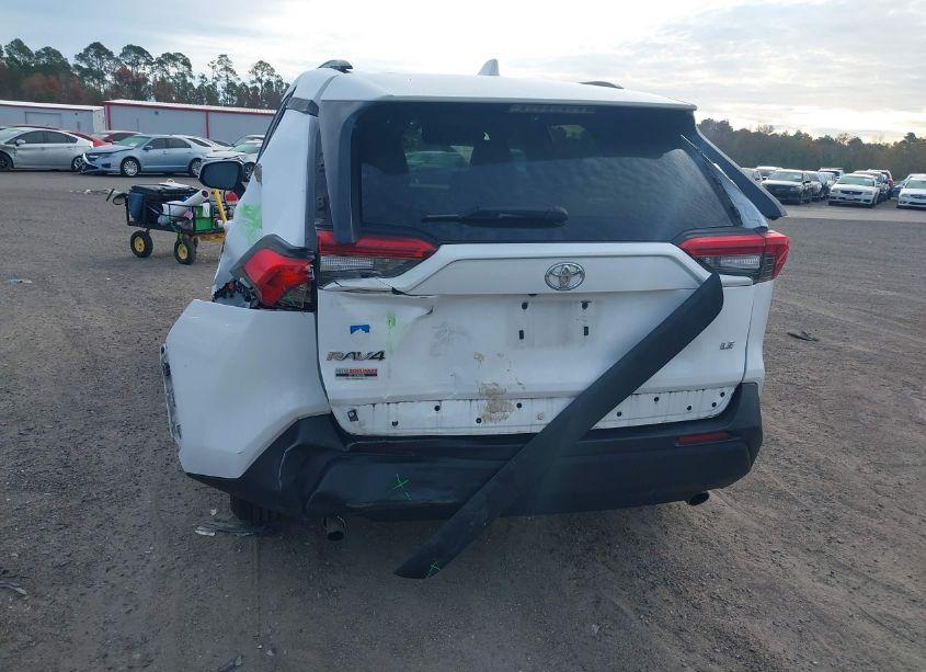 Photo 6 of 2021 Toyota Rav4 LE (VIN 2T3K1RFV7MC129496)