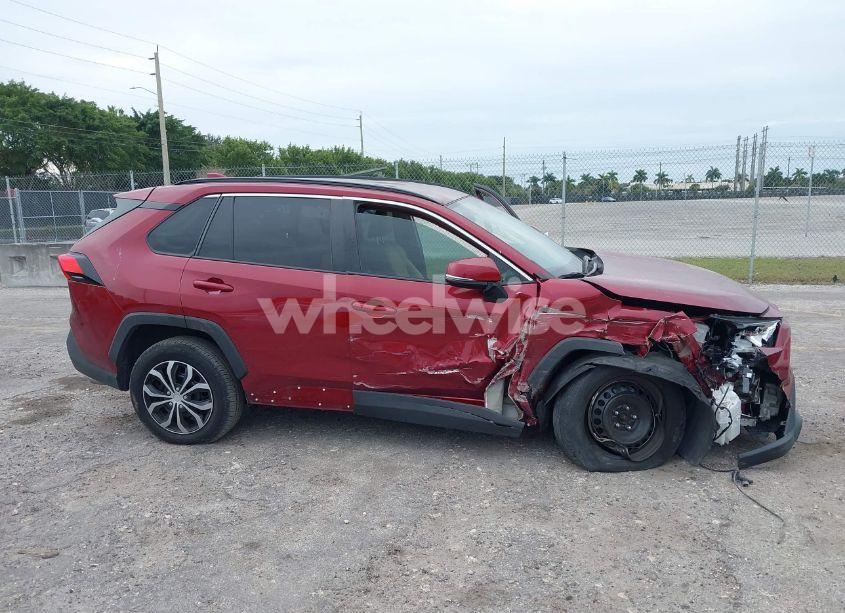 Photo 6 of 2021 Toyota Rav4 LE (VIN 2T3K1RFV7MW181998)