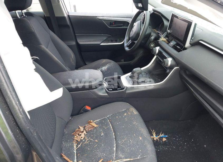 Photo 5 of 2024 Toyota Rav4 LE (VIN 2T3K1RFV7RC277770)