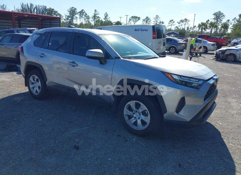 2024 Toyota Rav4 LE (VIN 2T3K1RFV8RC286686) main photo