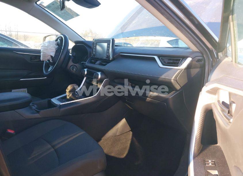 Photo 5 of 2022 Toyota Rav4 LE (VIN 2T3K1RFVXNC176944)