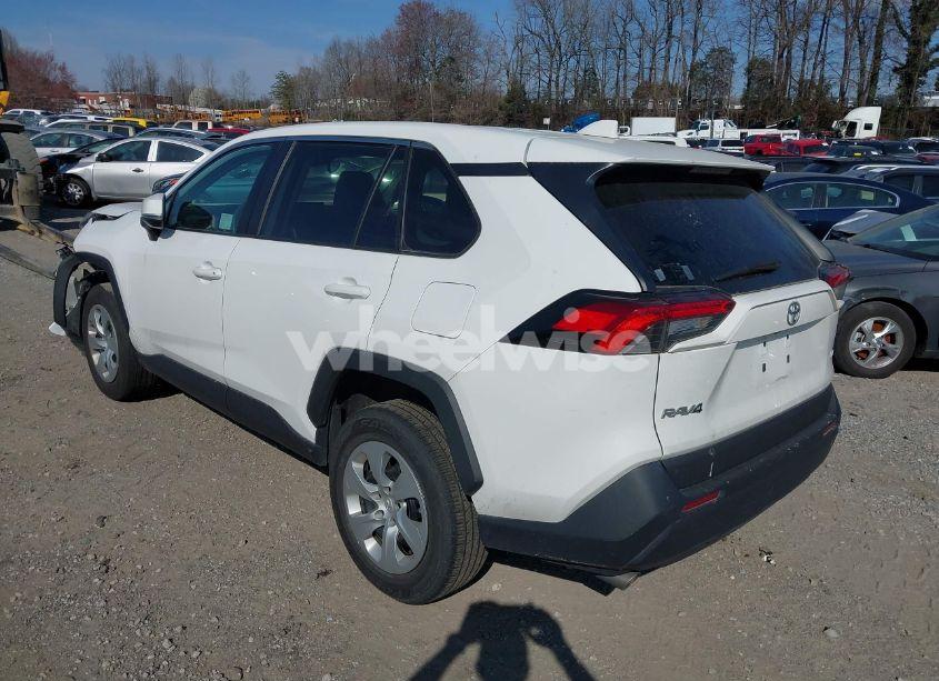 Photo 3 of 2022 Toyota Rav4 LE (VIN 2T3K1RFVXNC201406)