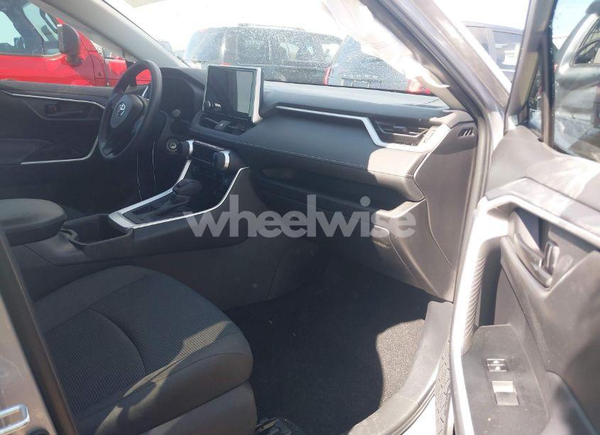 Photo 5 of 2024 Toyota Rav4 LE (VIN 2T3K1RFVXRC290139)