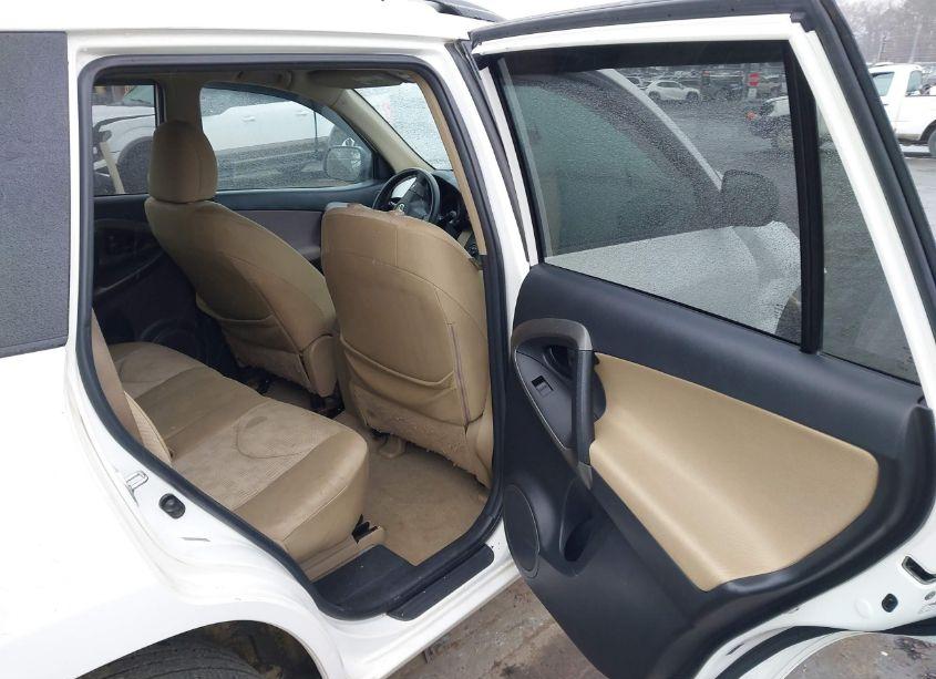 Photo 8 of 2010 Toyota Rav4 (VIN 2T3KF4DV1AW038645)