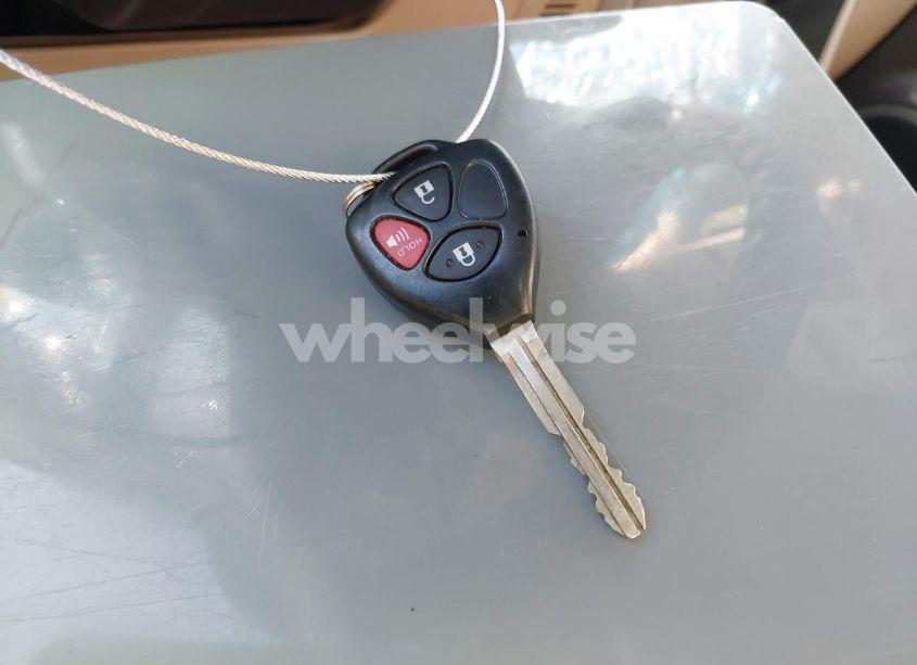 Photo 11 of 2011 Toyota Rav4 (VIN 2T3KF4DV5BW105247)