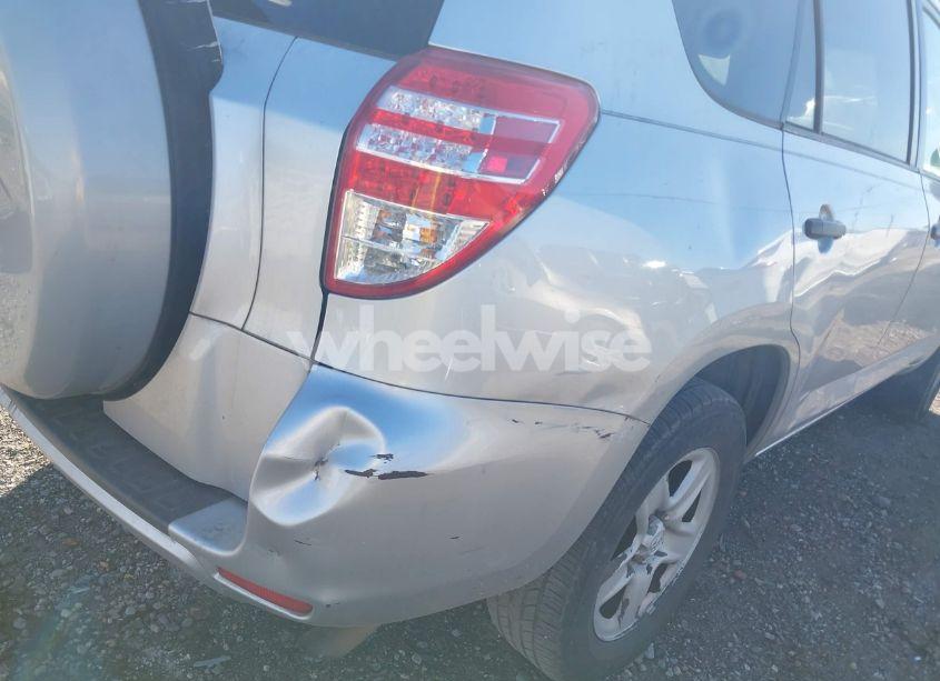 Photo 19 of 2010 Toyota Rav4 (VIN 2T3KF4DV6AW045946)