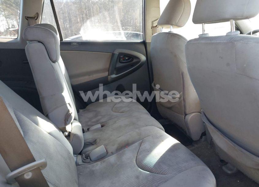 Photo 8 of 2010 Toyota Rav4 (VIN 2T3KF4DV6AW045946)