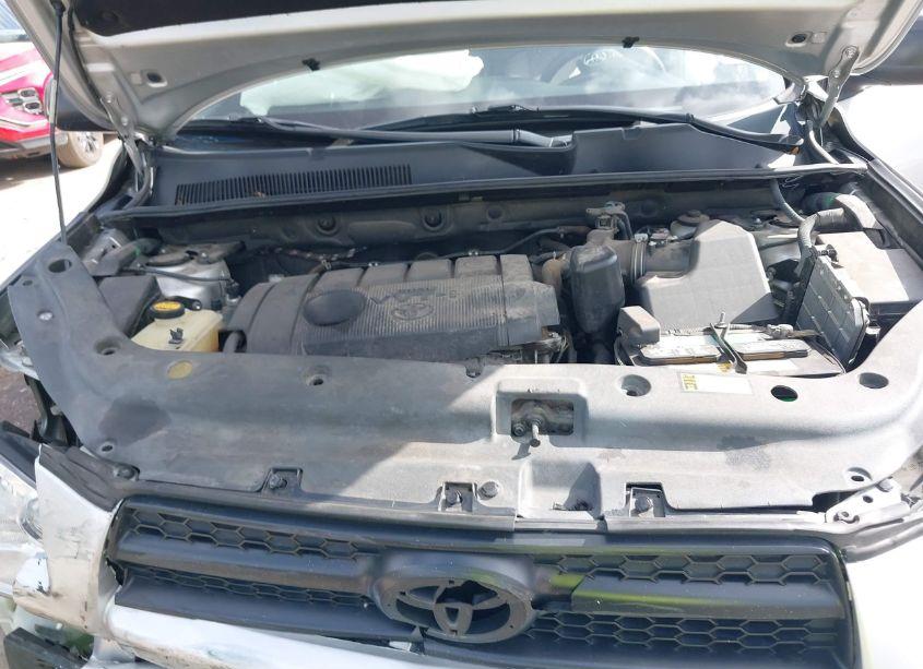 Photo 10 of 2011 Toyota Rav4 (VIN 2T3KF4DV6BW103393)