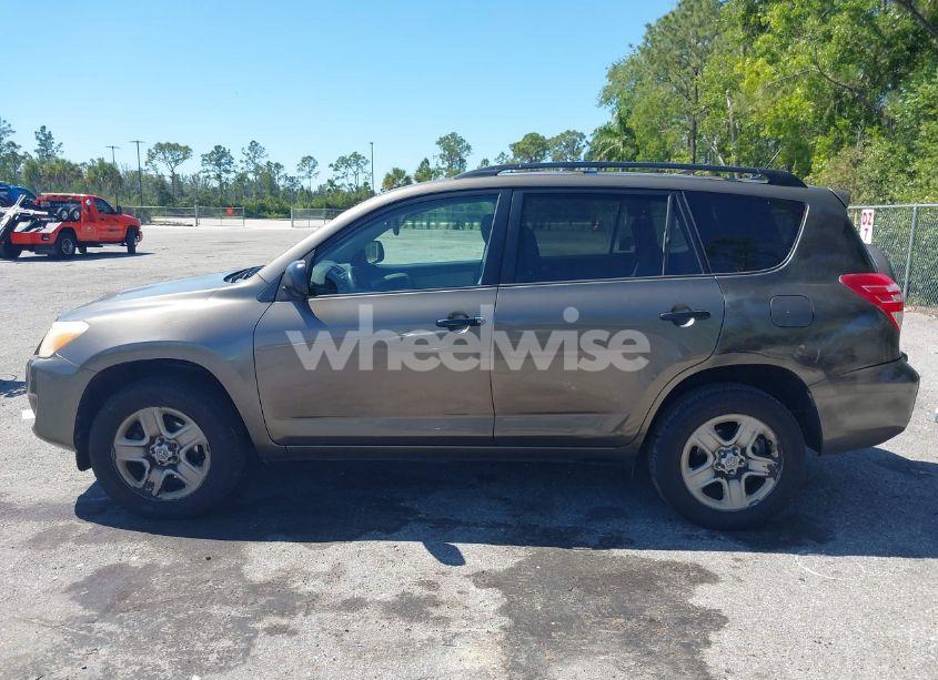 Photo 14 of 2011 Toyota Rav4 (VIN 2T3KF4DVXBW062010)