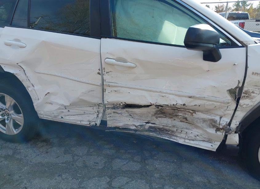 Photo 17 of 2021 Toyota Rav4 HYBRID LE (VIN 2T3L6RFV1MW014090)