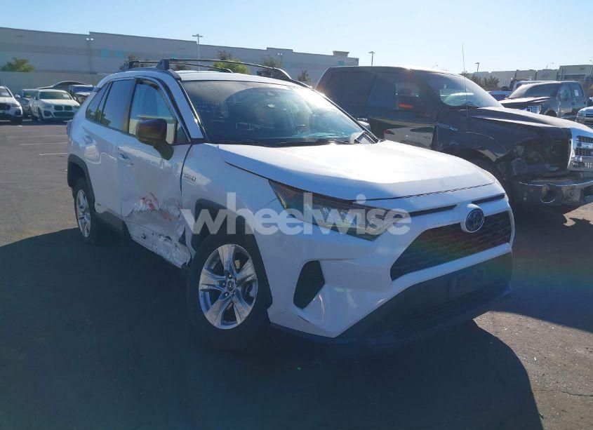 Photo 13 of 2020 Toyota Rav4 (VIN 2T3LWRFV3LW064486)