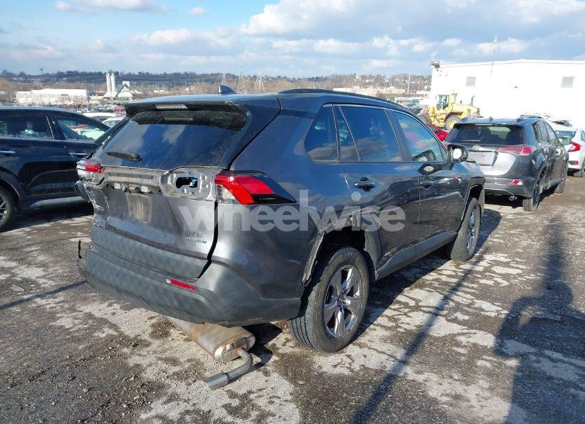 Photo 4 of 2022 Toyota Rav4 HYBRID LE (VIN 2T3LWRFV5NW139269)