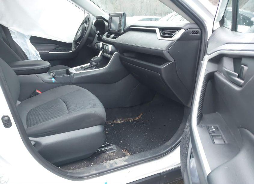 Photo 5 of 2019 Toyota Rav4 HYBRID LE (VIN 2T3LWRFV7KW016178)