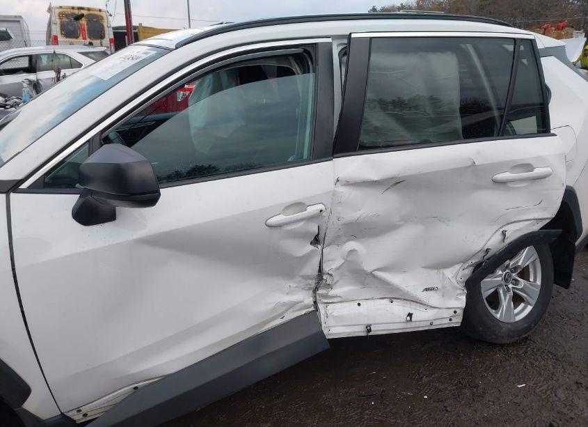 Photo 6 of 2019 Toyota Rav4 HYBRID LE (VIN 2T3LWRFV7KW016178)