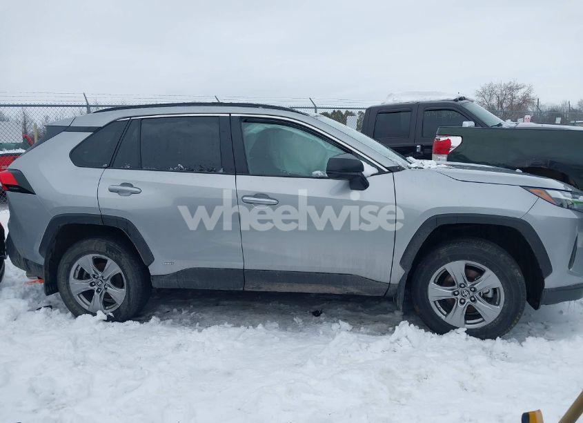 Photo 13 of 2024 Toyota Rav4 HYBRID LE (VIN 2T3LWRFV7RW205116)