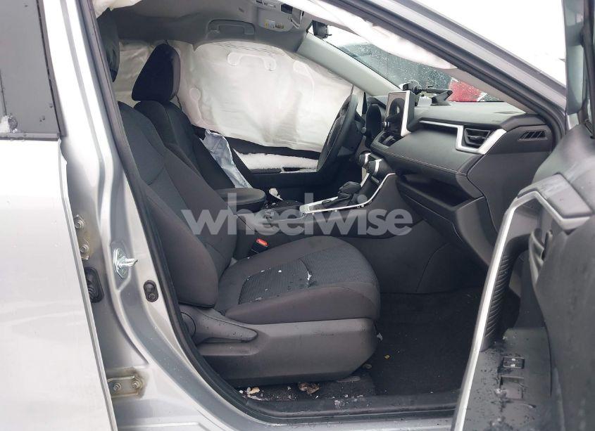 Photo 5 of 2024 Toyota Rav4 HYBRID LE (VIN 2T3LWRFV7RW205116)