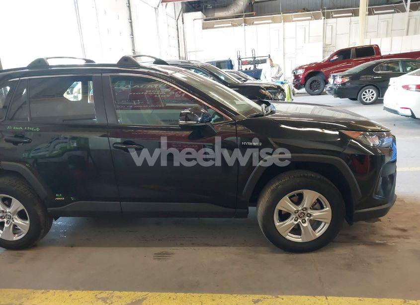 Photo 14 of 2021 Toyota Rav4 HYBRID LE (VIN 2T3M6RFV8MW011627)