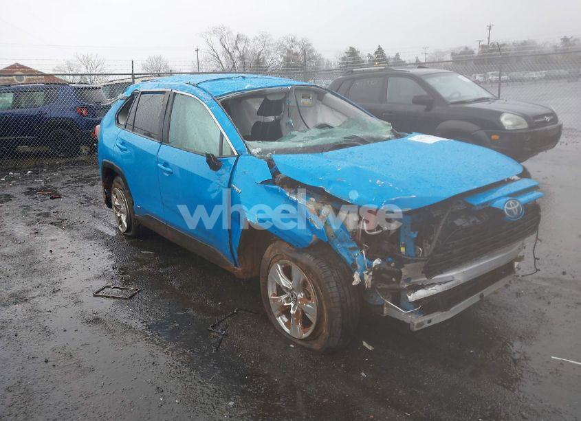 2020 Toyota Rav4 HYBRID LE (VIN 2T3MWRFV2LW058456) main photo