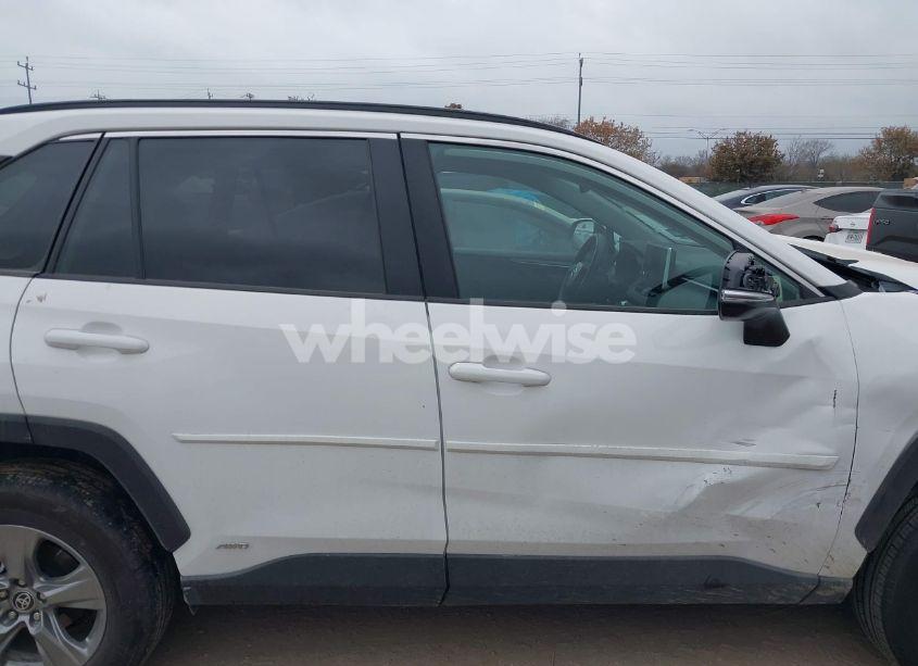 Photo 13 of 2024 Toyota Rav4 HYBRID LE (VIN 2T3MWRFV2RW243308)