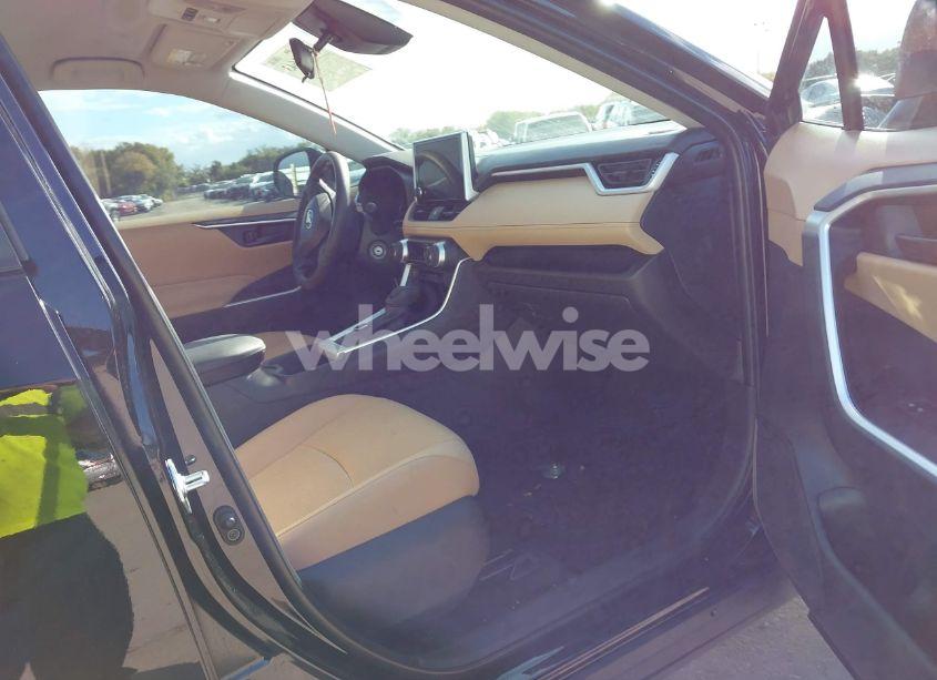 Photo 5 of 2024 Toyota Rav4 HYBRID LE (VIN 2T3MWRFV4RW242063)