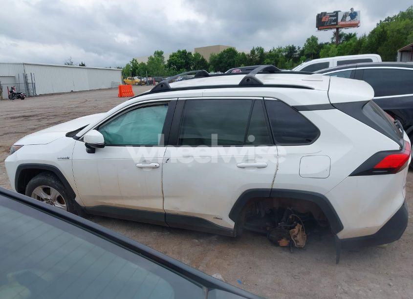 Photo 14 of 2020 Toyota Rav4 HYBRID LE (VIN 2T3MWRFV5LW077521)