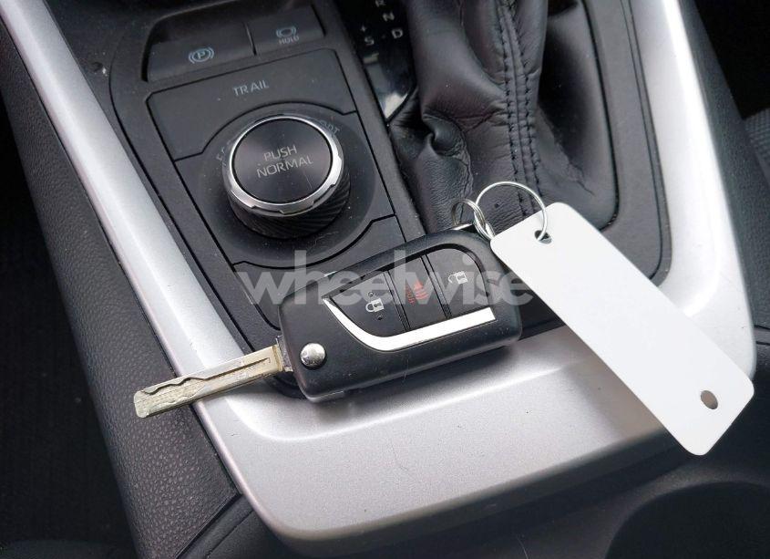 Photo 11 of 2021 Toyota Rav4 HYBRID LE (VIN 2T3MWRFV6MW128221)