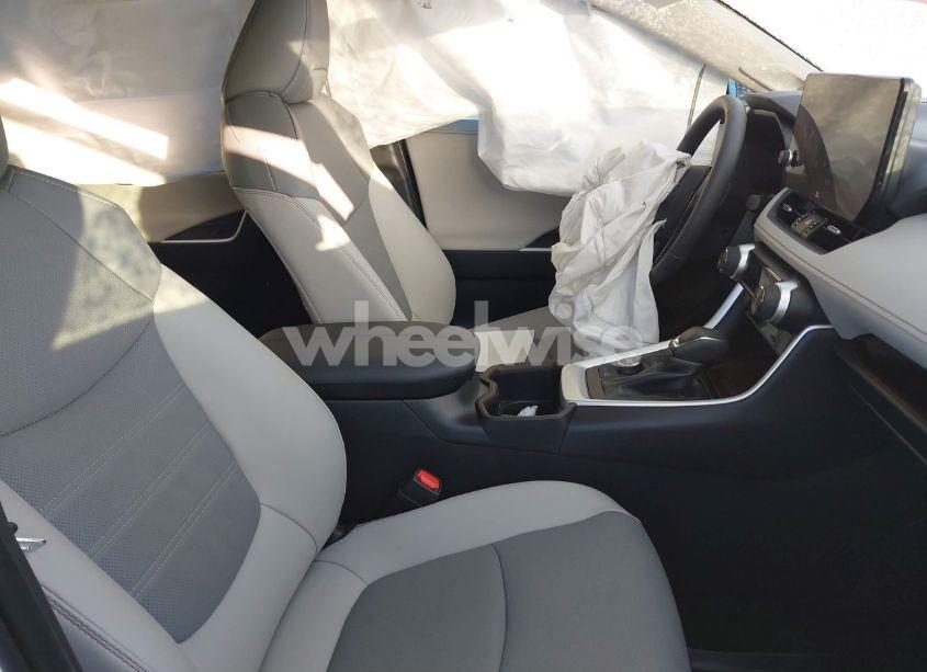 Photo 5 of 2024 Toyota Rav4 LIMITED (VIN 2T3N1RFV0RW480477)