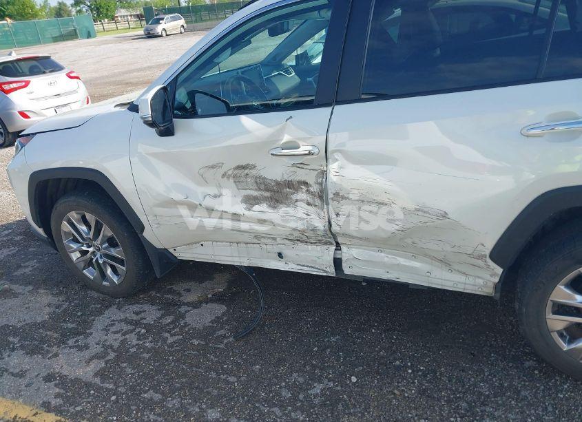 Photo 6 of 2021 Toyota Rav4 LIMITED (VIN 2T3N1RFV3MW182269)