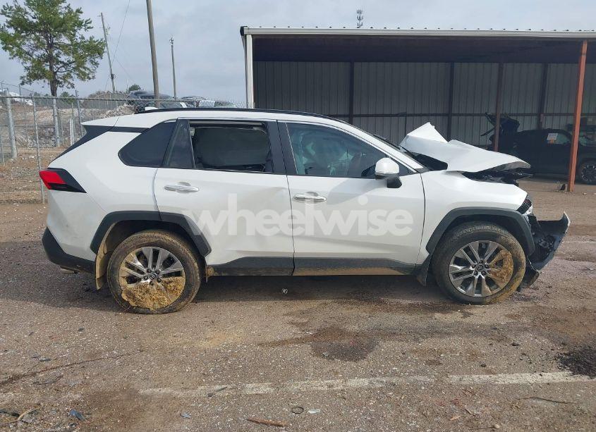 Photo 14 of 2022 Toyota Rav4 LIMITED (VIN 2T3N1RFV3NW288027)