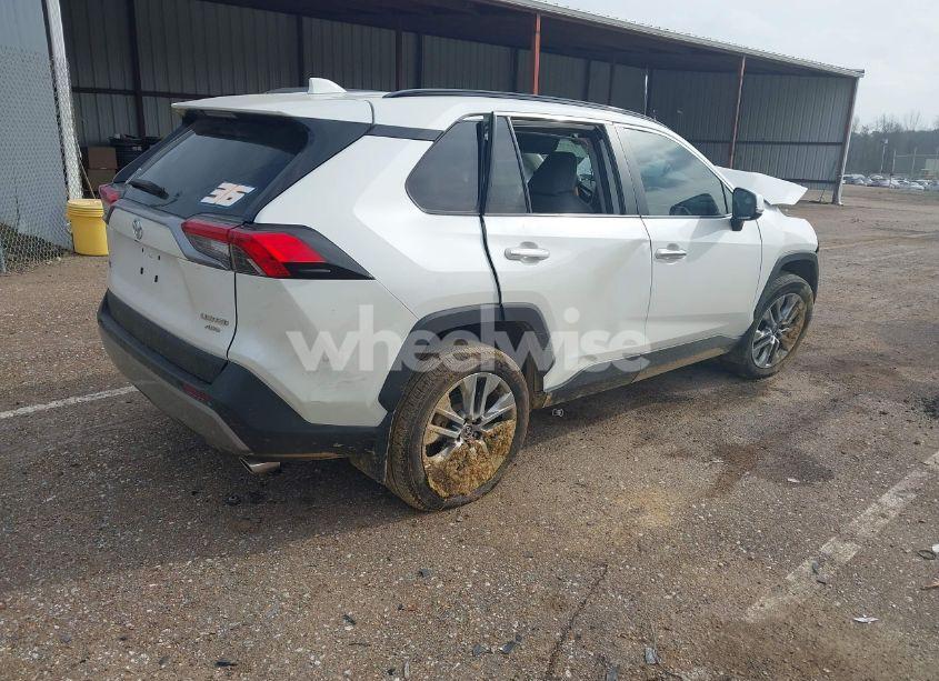 Photo 4 of 2022 Toyota Rav4 LIMITED (VIN 2T3N1RFV3NW288027)