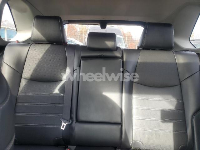 2022 TOYOTA RAV4 LIMITED (VIN 2T3N1RFV6NW321389) main photo