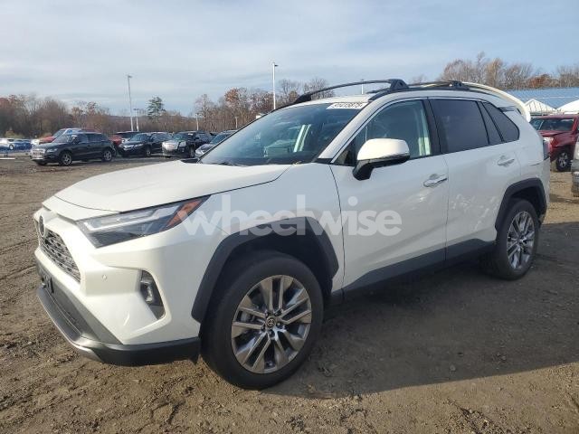 Photo 12 of 2022 TOYOTA RAV4 LIMITED (VIN 2T3N1RFV6NW321389)