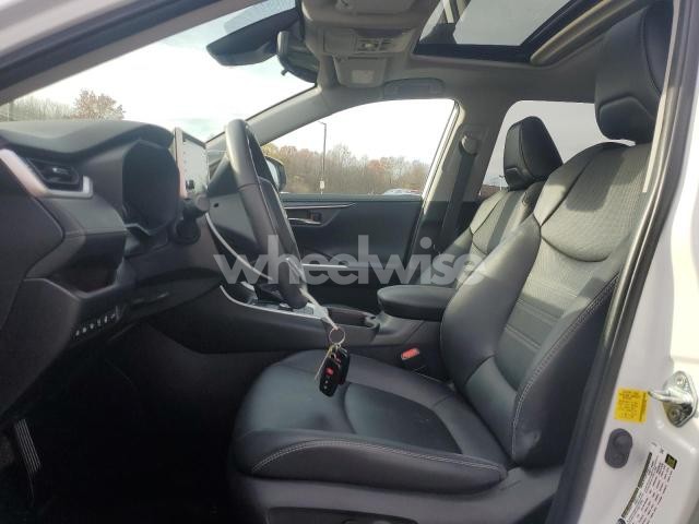 Photo 7 of 2022 TOYOTA RAV4 LIMITED (VIN 2T3N1RFV6NW321389)