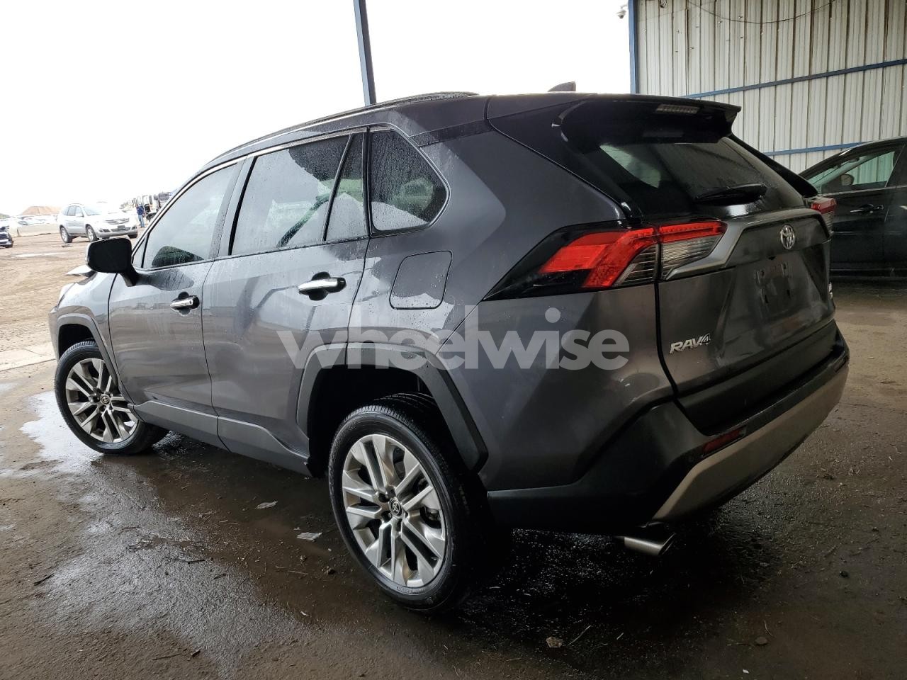 Photo 2 of 2025 TOYOTA RAV4 LIMITED (VIN 2T3N1RFV7SC513000)