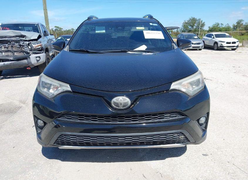 Photo 13 of 2018 Toyota Rav4 SE (VIN 2T3NFREV4JW427739)