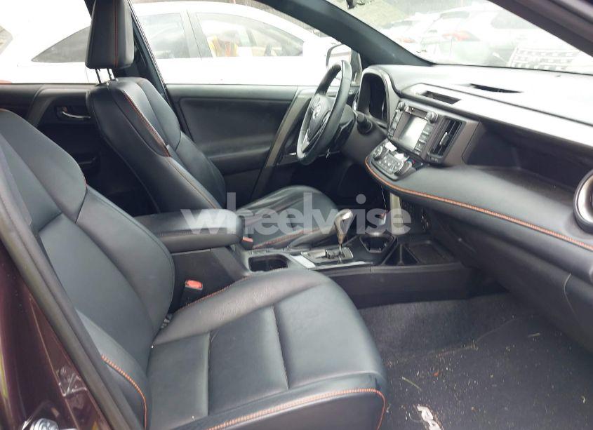 Photo 5 of 2016 Toyota Rav4 SE (VIN 2T3NFREV6GW283930)