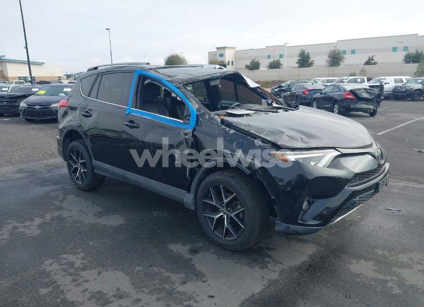2017 Toyota Rav4 SE (VIN 2T3NFREV6HW334781) main photo
