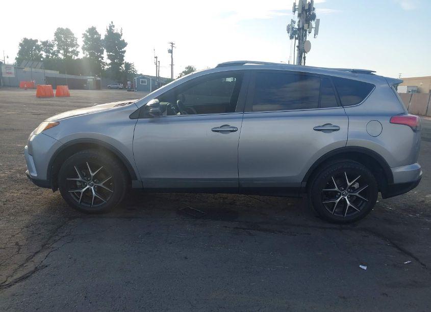 Photo 14 of 2016 Toyota Rav4 SE (VIN 2T3NFREV8GW258236)