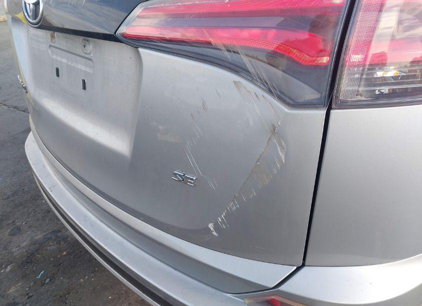 Photo 19 of 2016 Toyota Rav4 SE (VIN 2T3NFREV8GW258236)