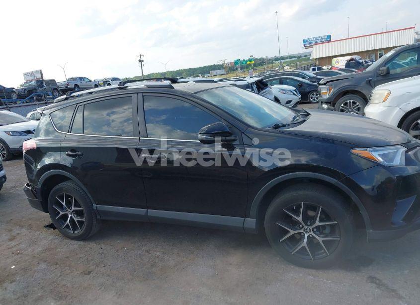 Photo 13 of 2016 Toyota Rav4 SE (VIN 2T3NFREV8GW279569)