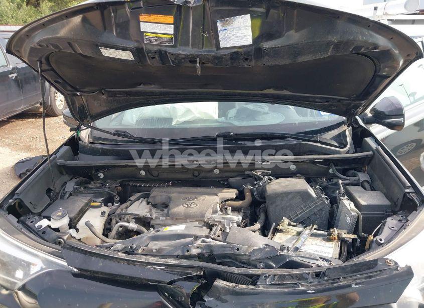 Photo 10 of 2018 Toyota Rav4 SE (VIN 2T3NFREV8JW437464)